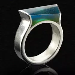 Work with UV Resins Combined with Silver